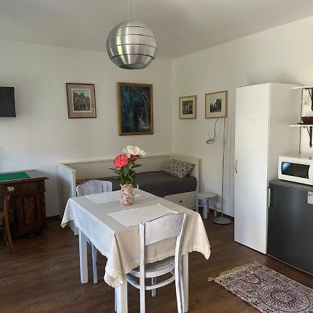 Apartman U Jezirka Velke Prilepy Eksteriør bilde
